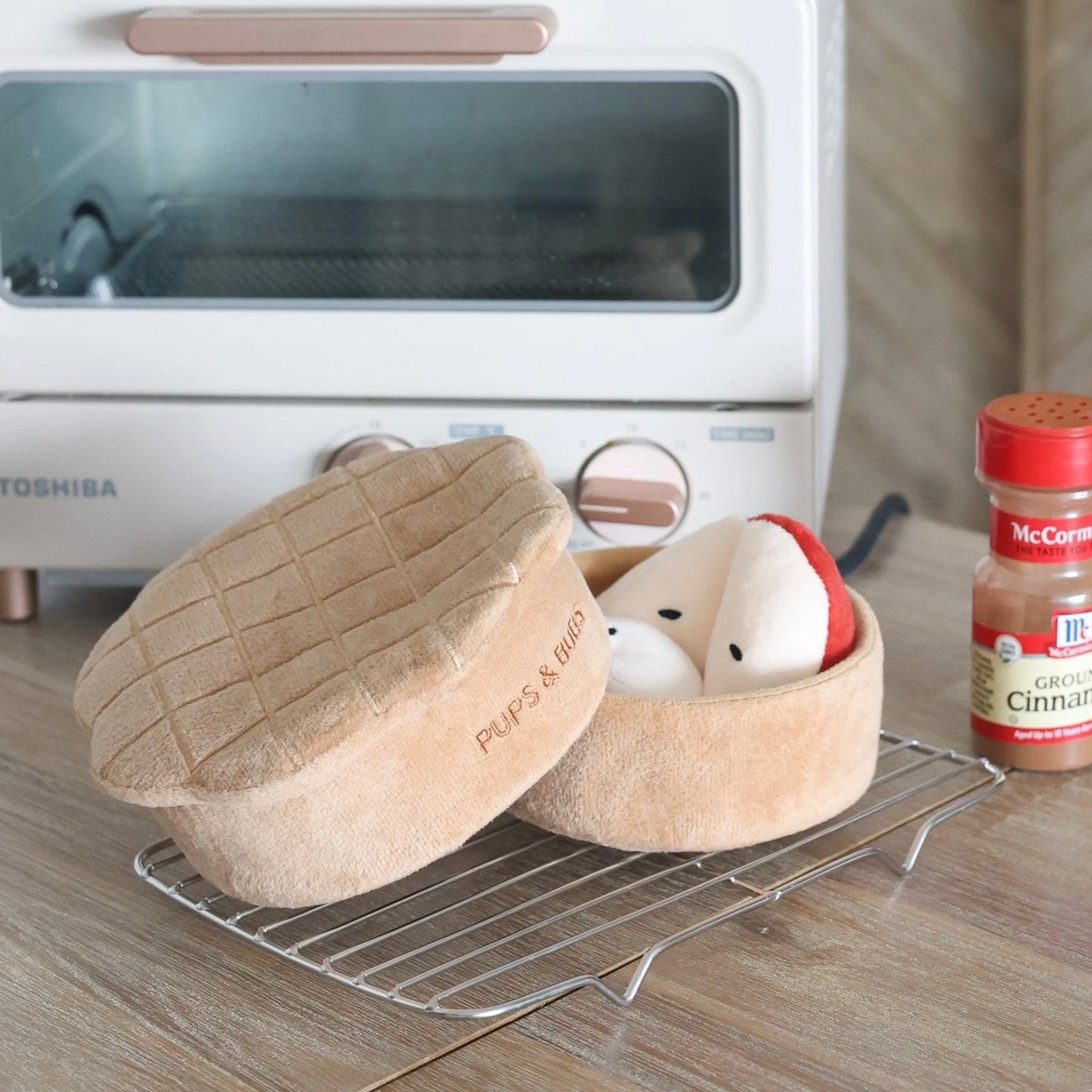 Apple Pie Nosework Toy