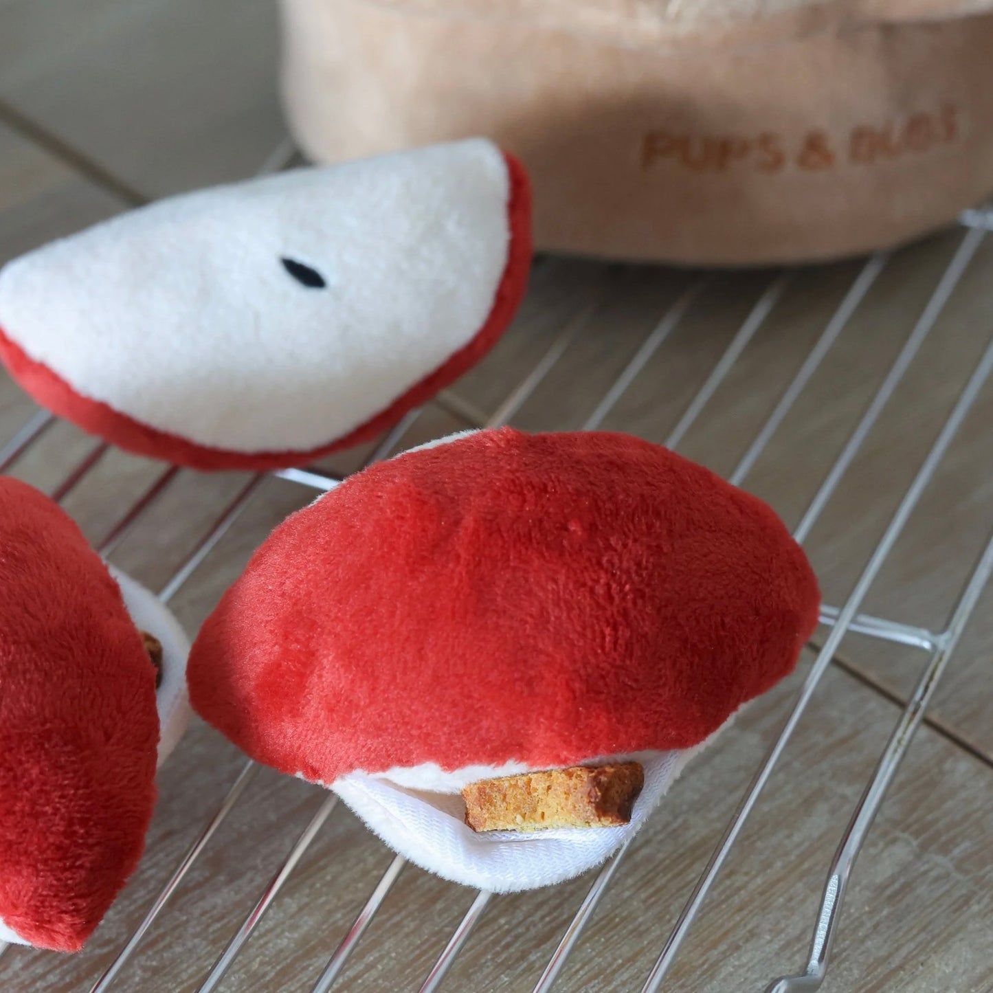 Apple Pie Nosework Toy