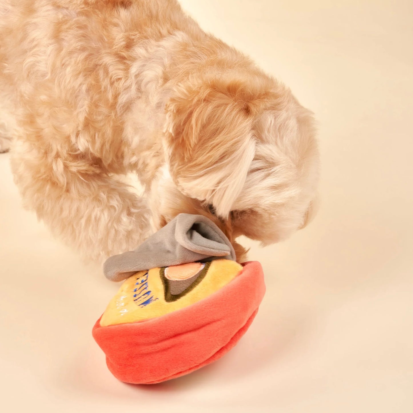 Tinned Mussel Nosework Toy