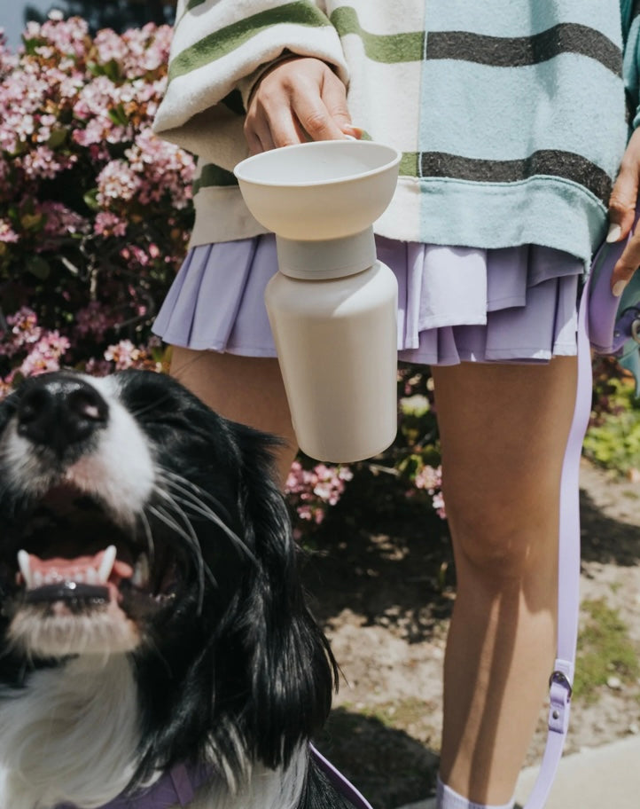 Flip travel bottle beige