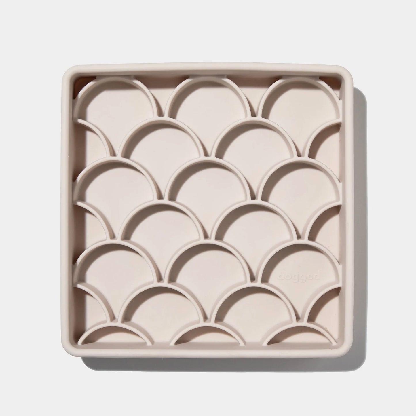 3-in-1 fish scale slow feeder bowl - sand