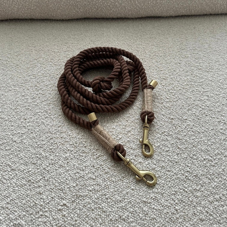 Adjustable and soft dog leash Brown