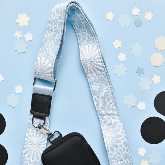 Luxe bag strap Baby blue flower