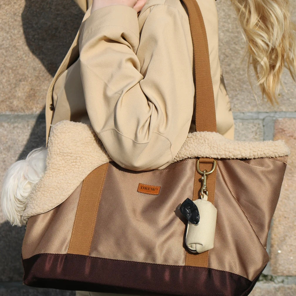 Dog carrier with teddy lining Aspen