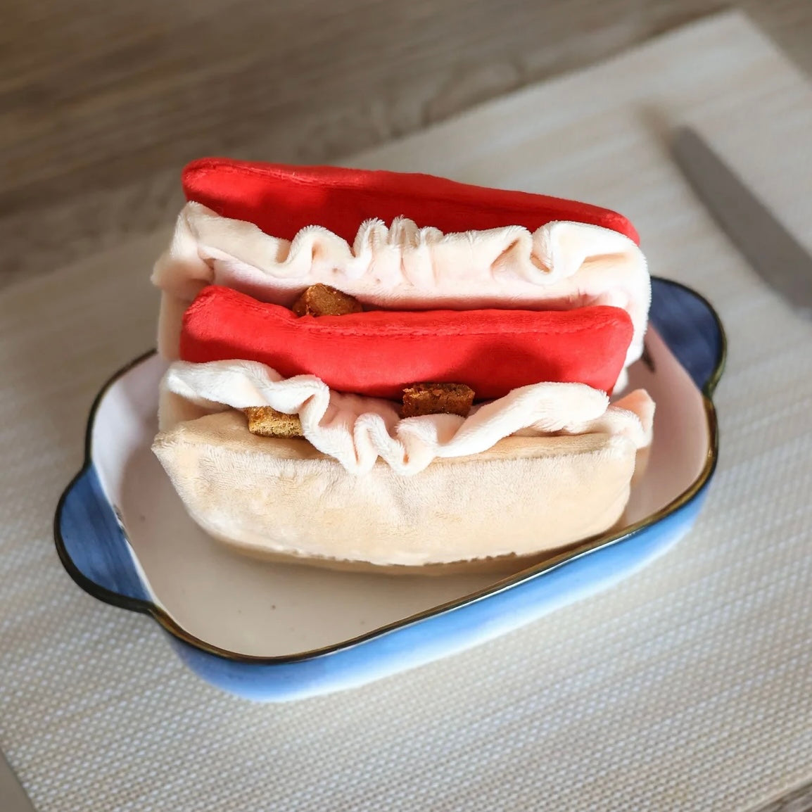 Lasagna Nosework Toy