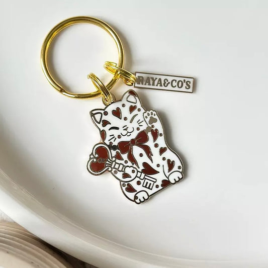 Maneky Neko de l’Amour Marron – Personalized Brass Dog ID Tag (Limited Edition)