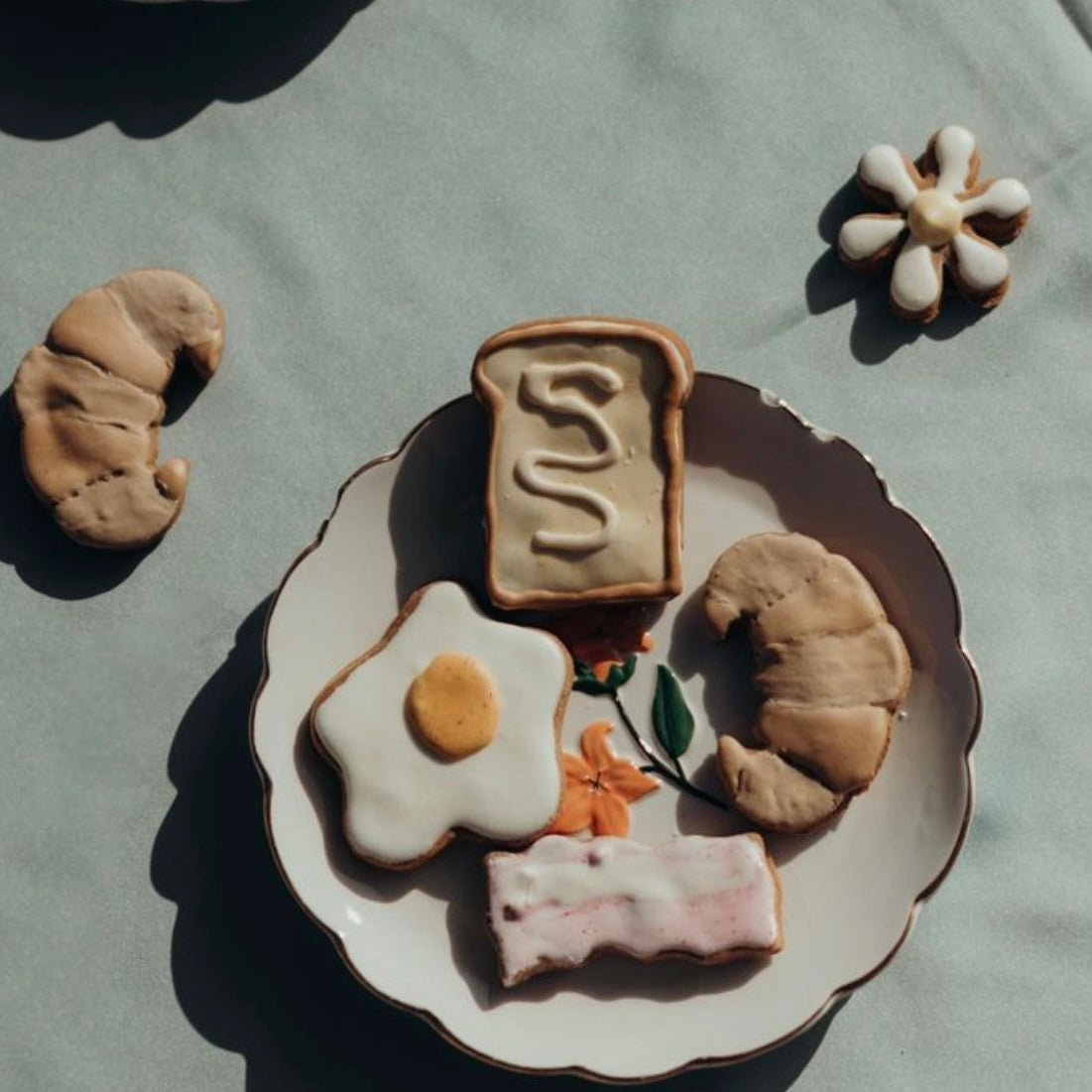 Breakfast is served homemade cookies