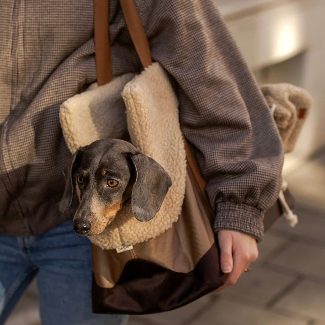 Dog carrier with teddy lining Aspen