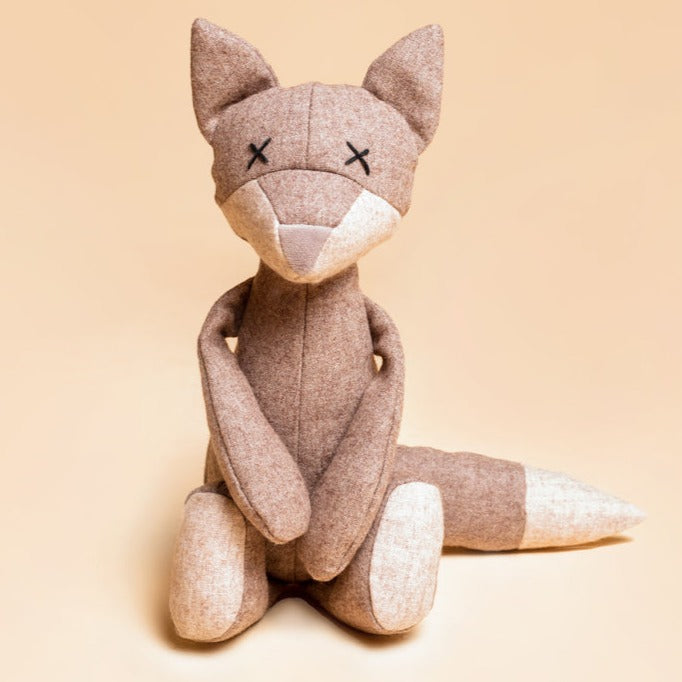 Plush toy LUNA the wolf